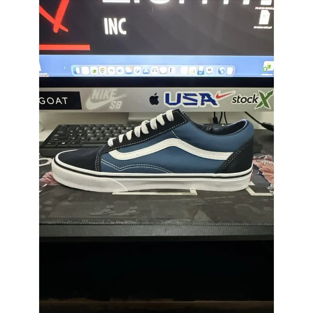 New Men's Size 9.5 Vans Old Skool Navy Blue Skate Shoes VN000D3HNVY